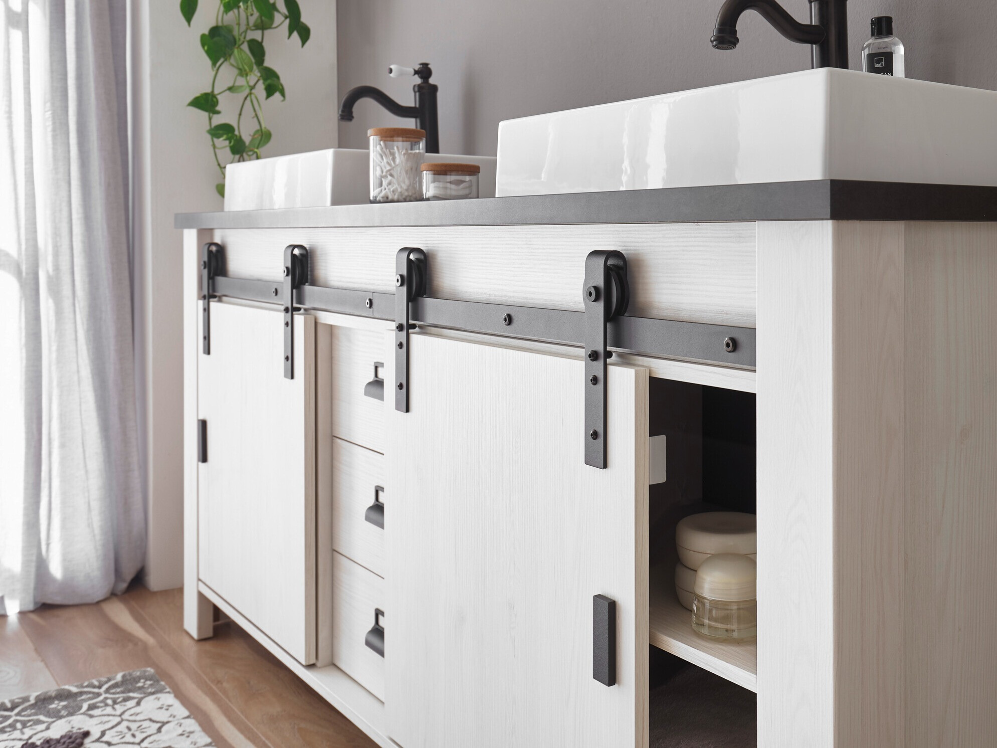 Armario de baño de pie para lavabo Cirtale 134 (Pino blanqueado + Antracita)