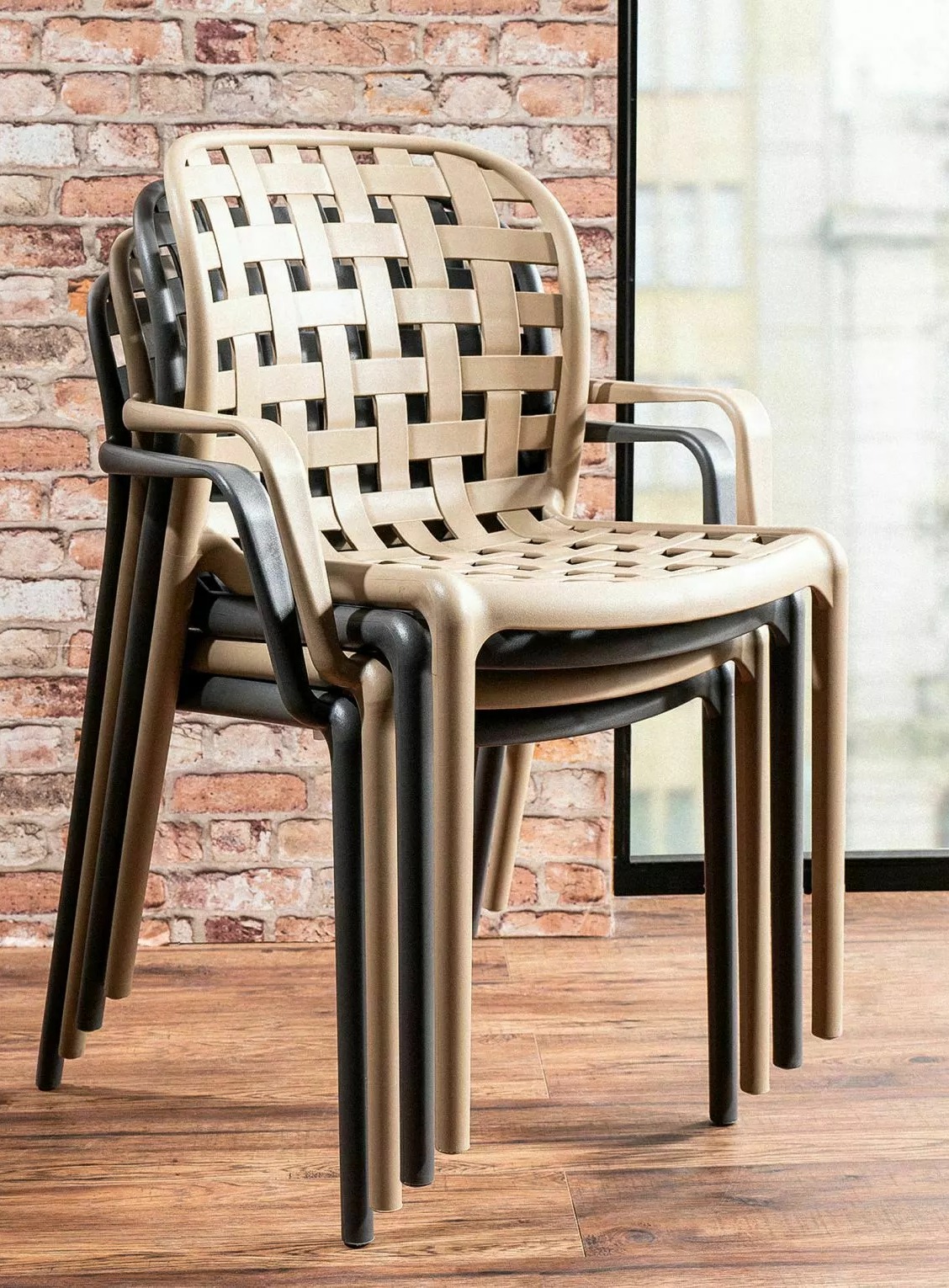 Silla Detroit 413 (Negro)