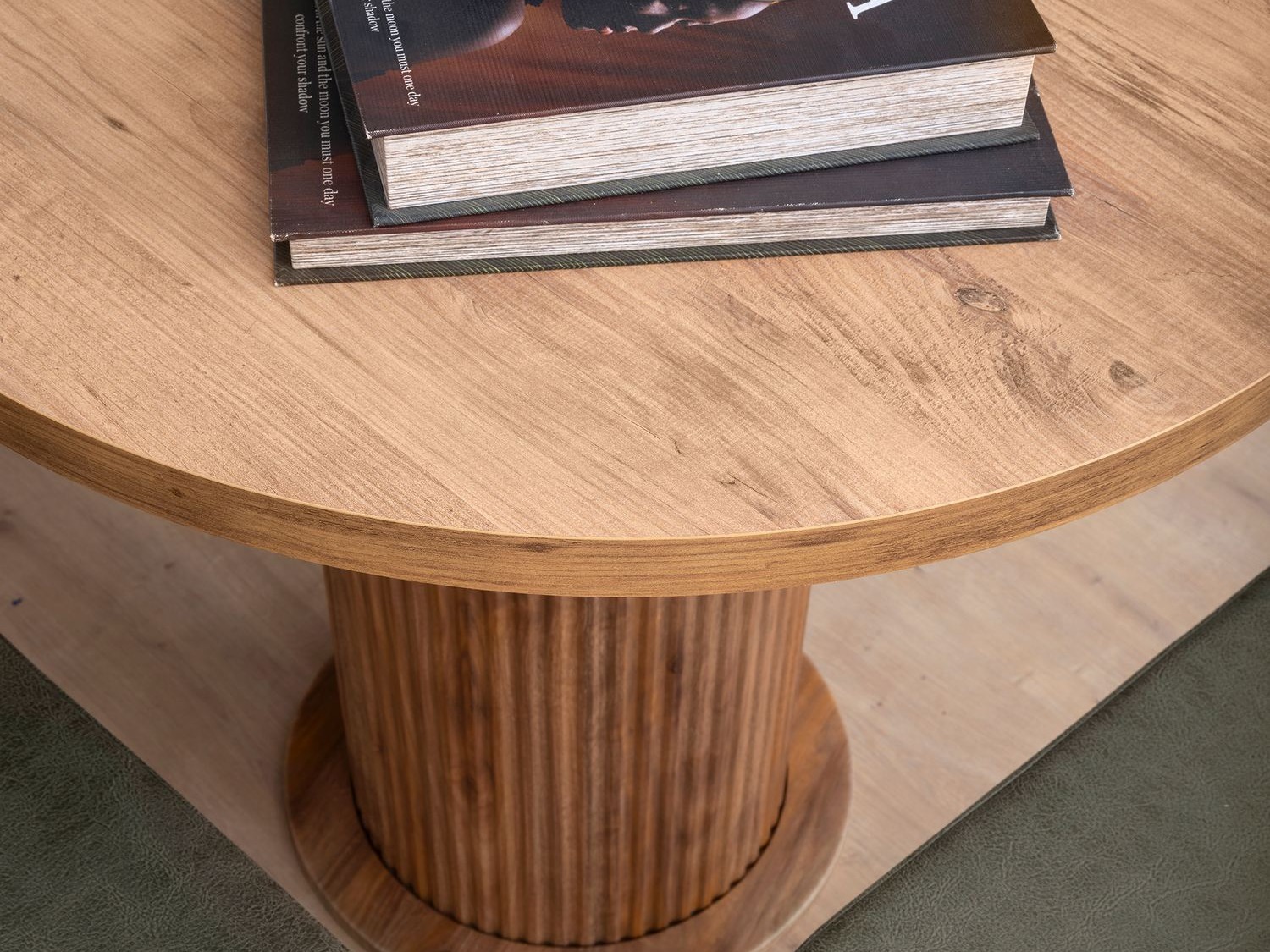 Mesa Kailua 2623 (Nogal)