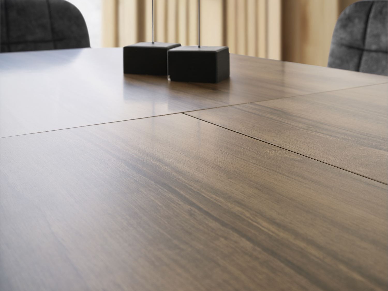 Mesa Kailua 2625 (Nogal + Blanco)