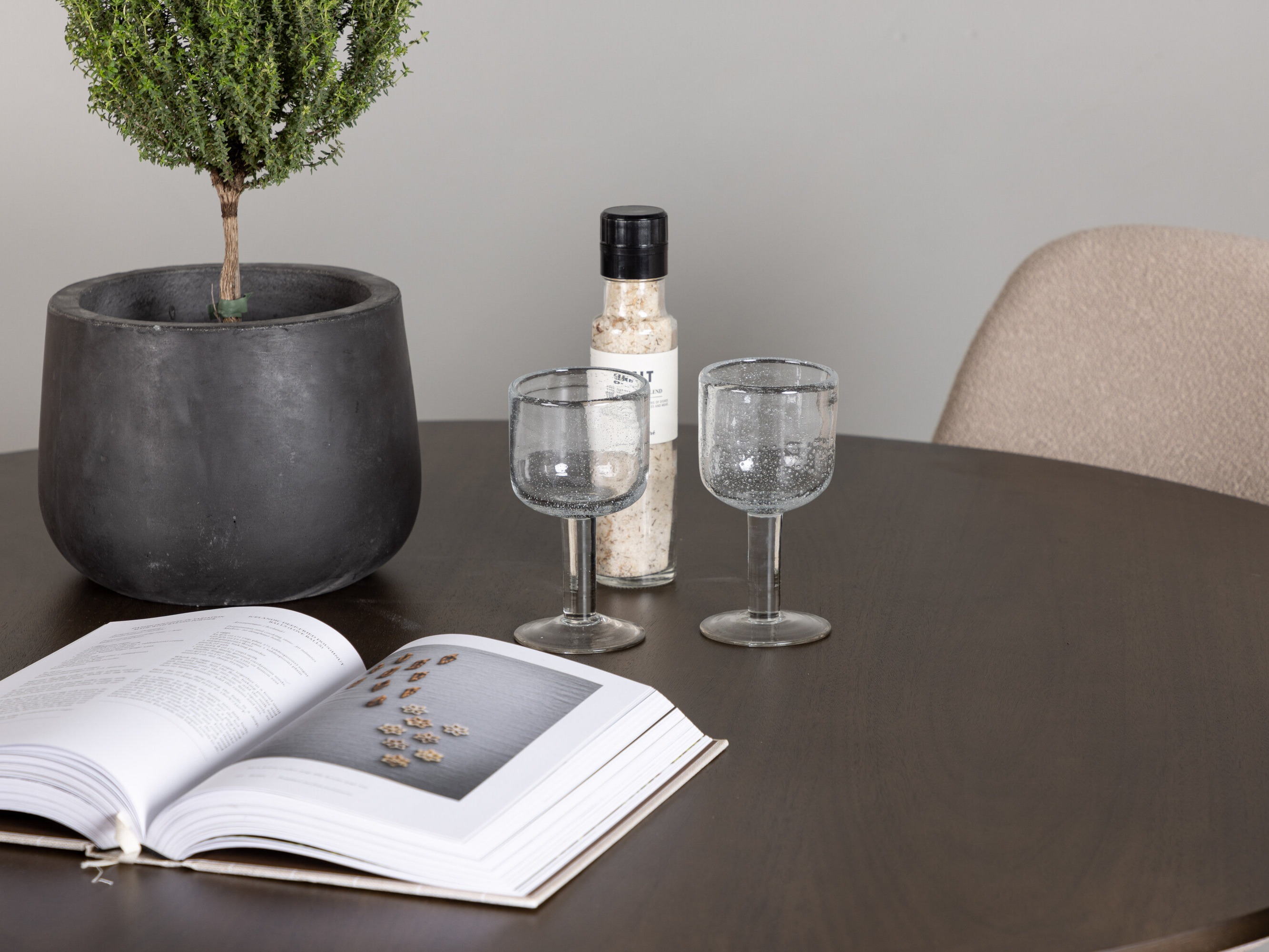 Conjunto de mesas y sillas para comedor Dallas 4887 (Negro + Beige)