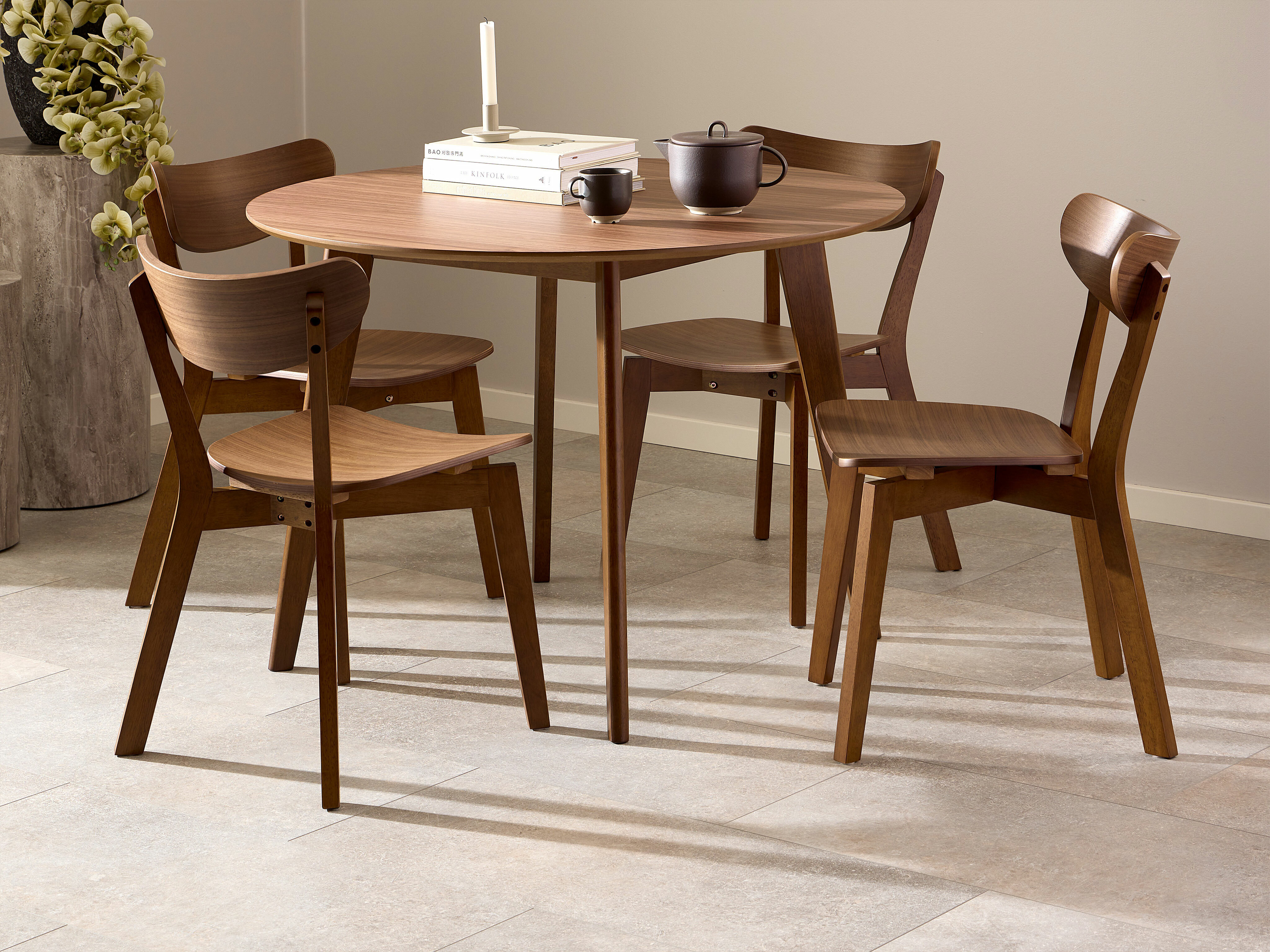 Mesa Norsica 481 (Nogal)