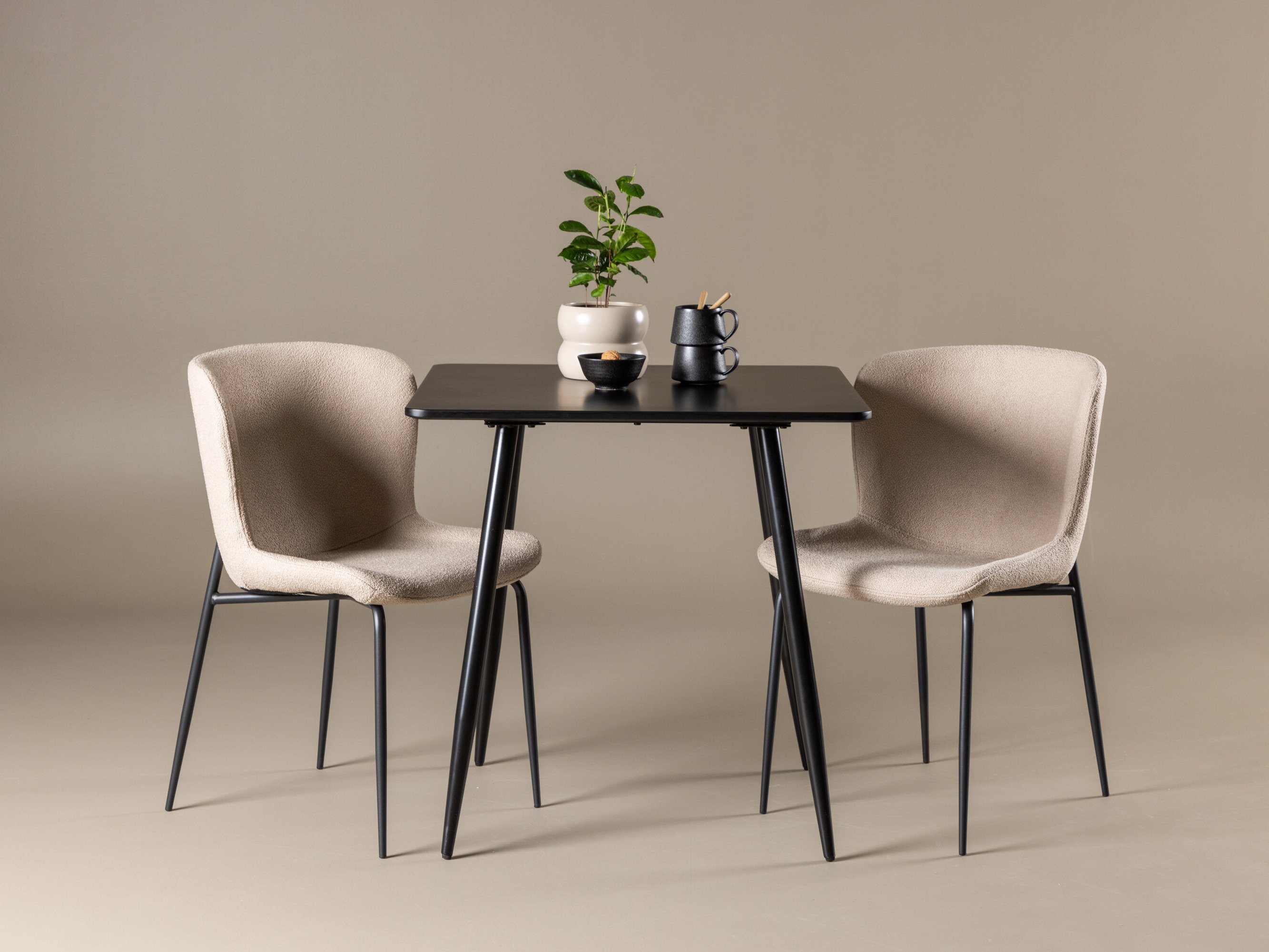 Conjunto de mesas y sillas para comedor Dallas 4910 (Negro + Beige)