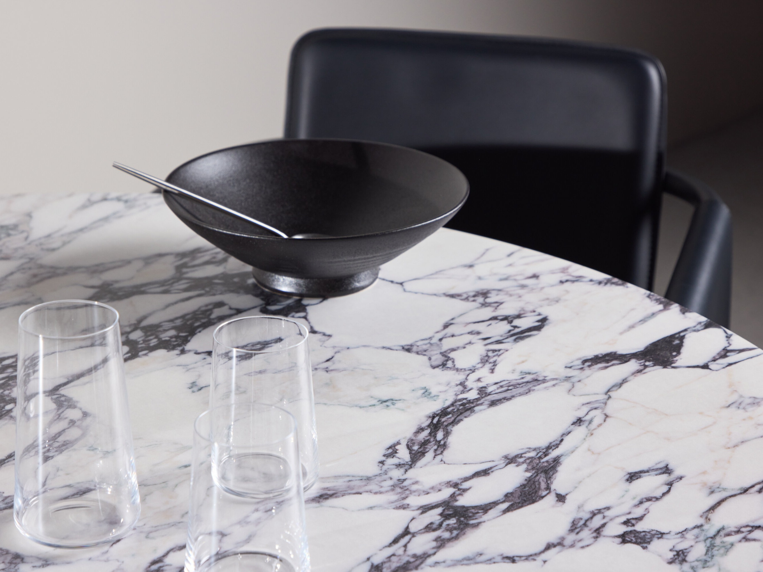 Mesa Dallas 4894 (Mármol gris + De color marrón claro)