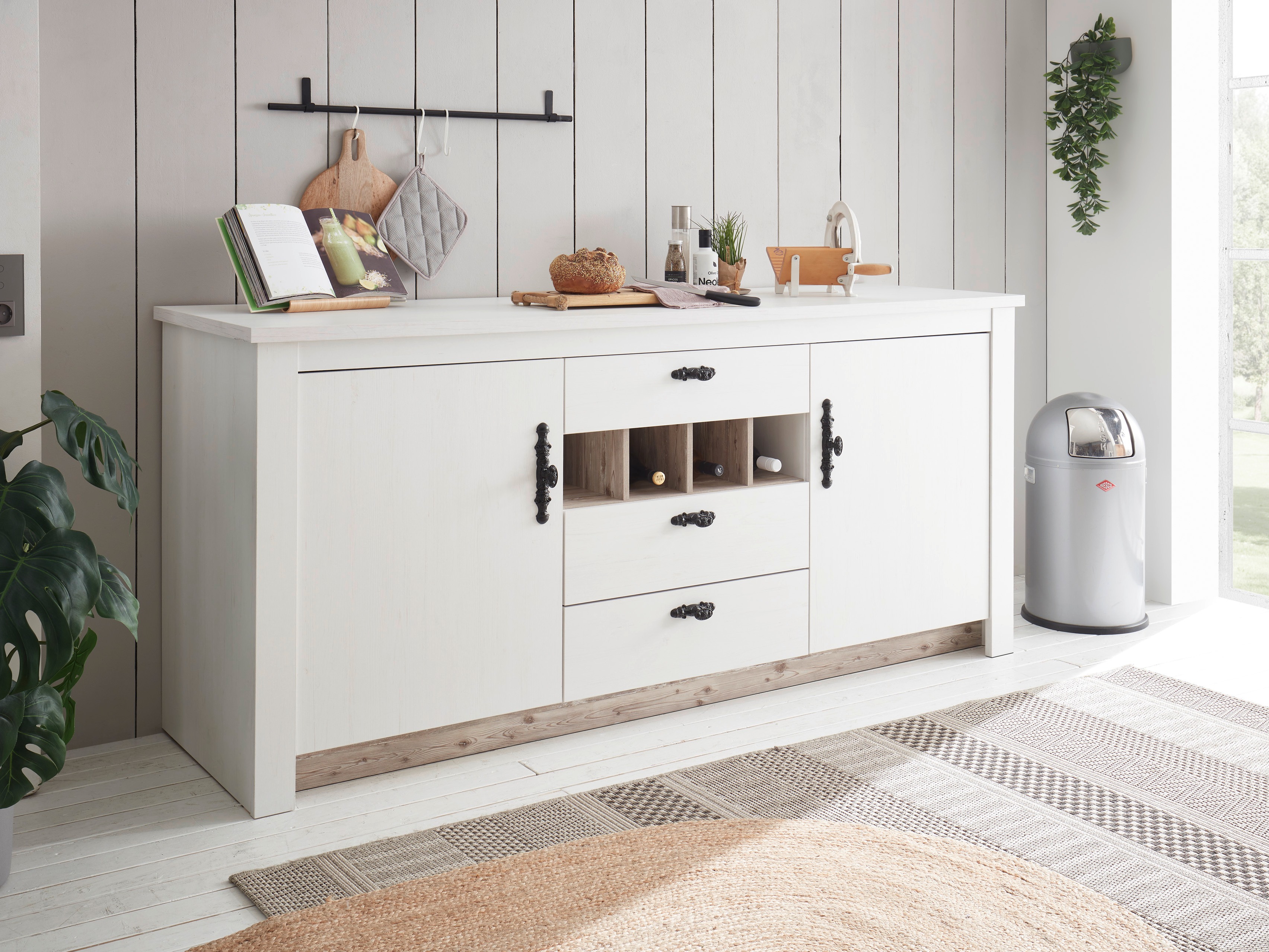 Mueble modular con cajón y puertas. Flora 101