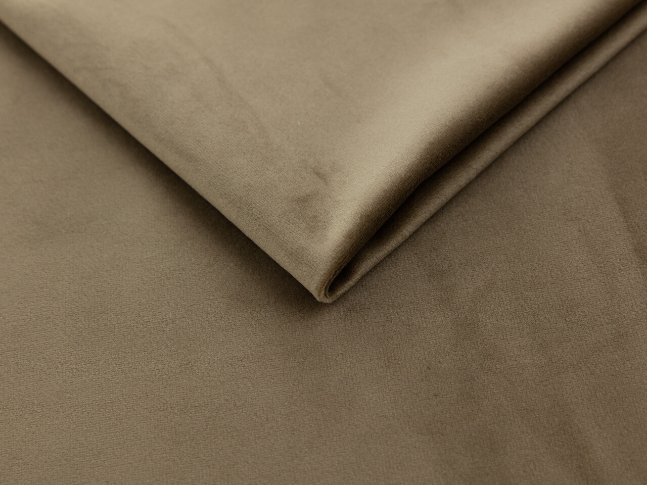 Sillón Clovis 100 (Magic Velvet 2206)