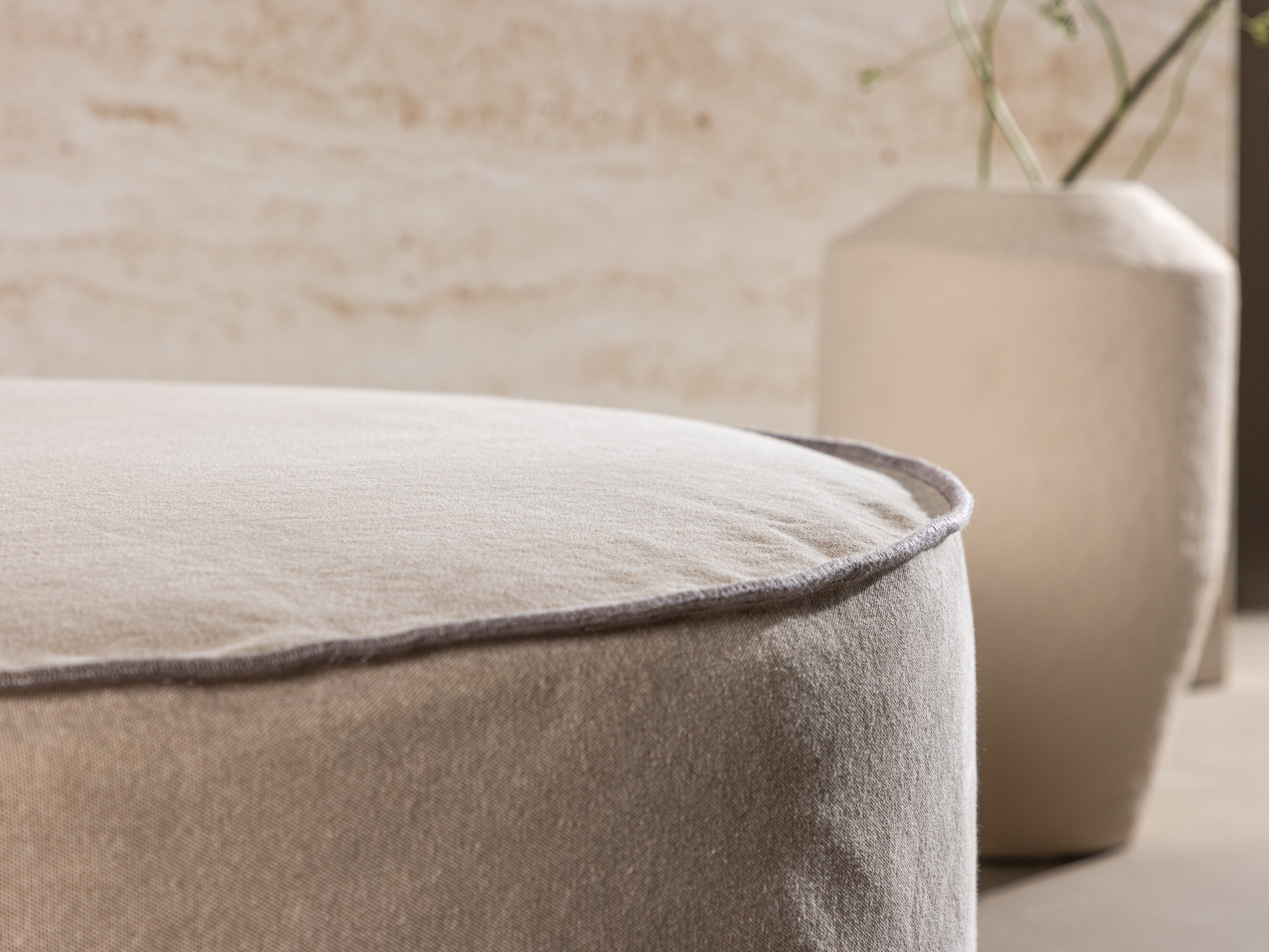 Banco tapizado Dallas 5006 (De color marrón claro)