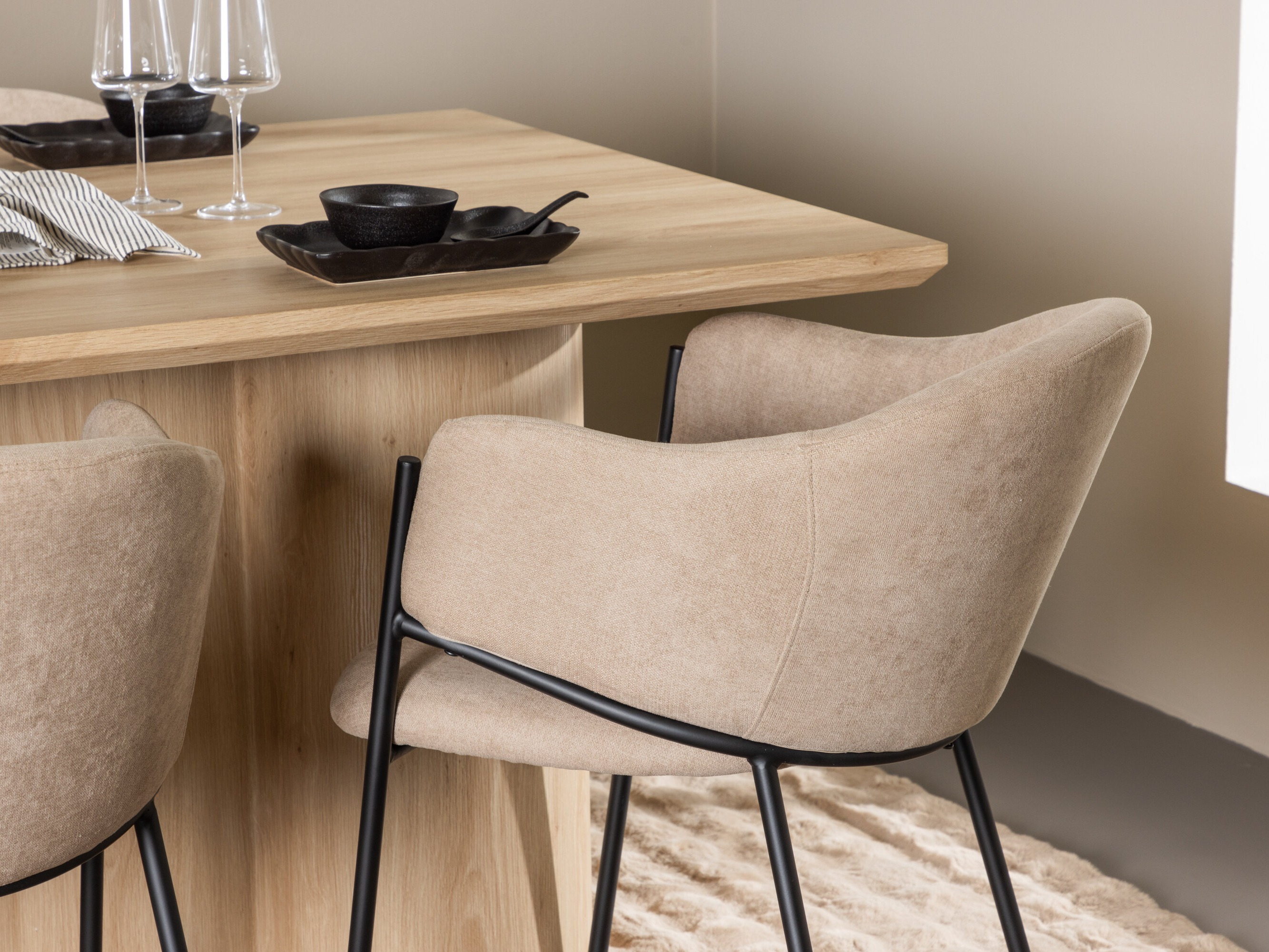 Conjunto de mesas y sillas para comedor Dallas 5070