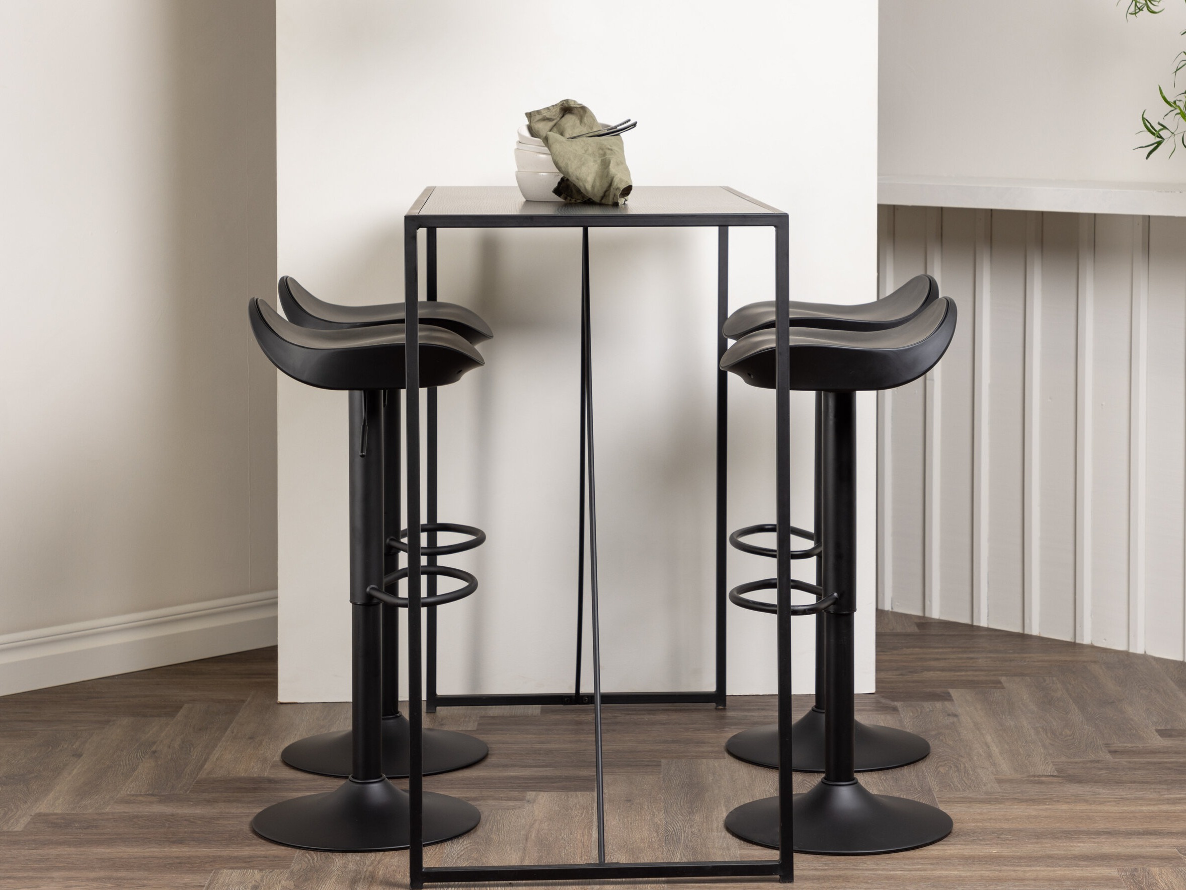 Conjunto de mesas y sillas para comedor Dallas 5124