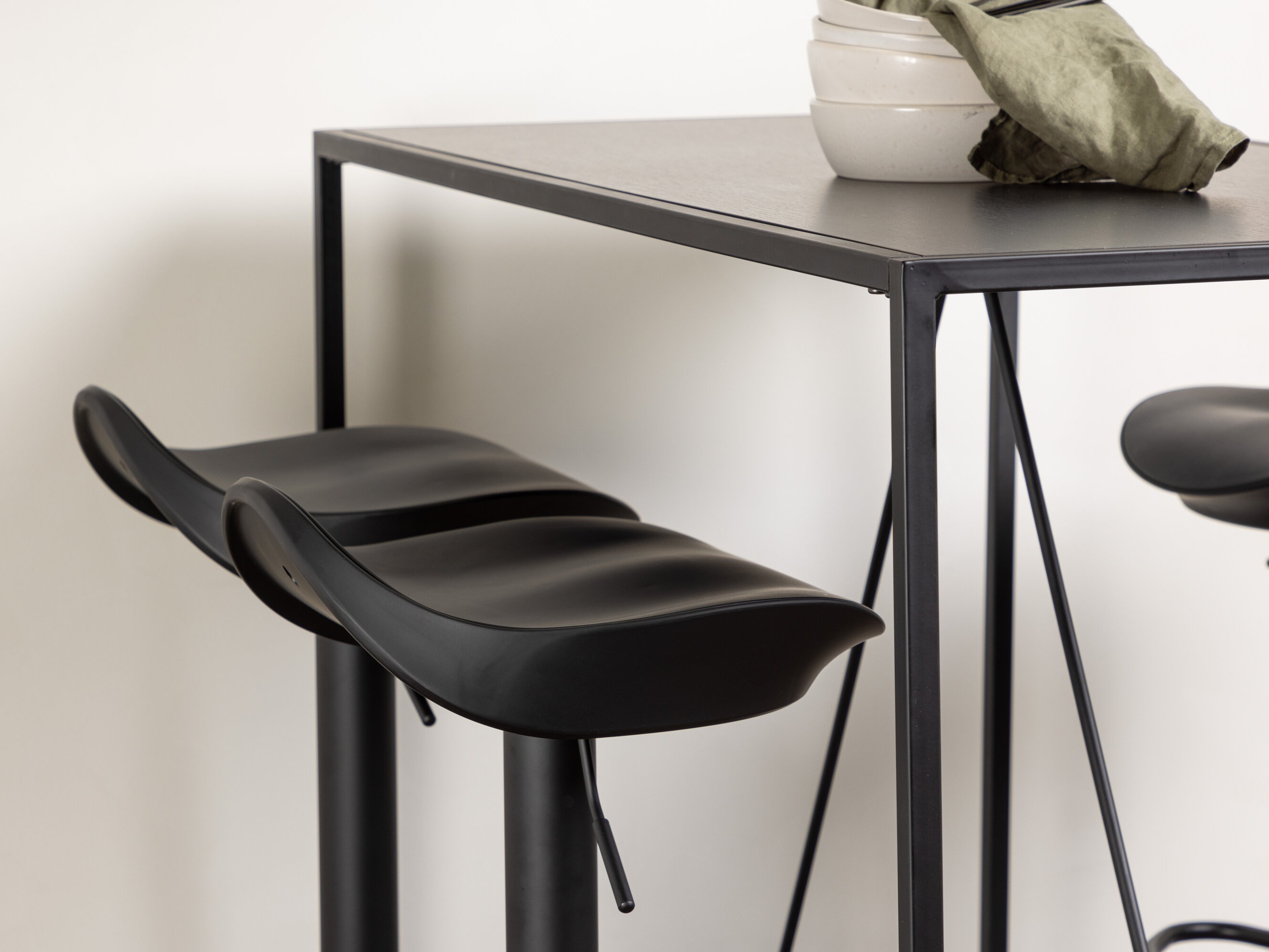 Conjunto de mesas y sillas para comedor Dallas 5124