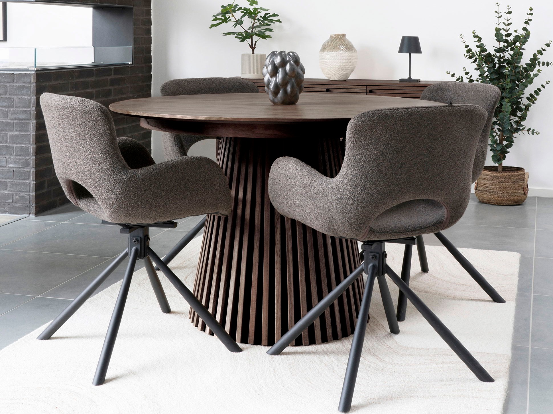 Mesa Brea 324 (Roble oscuro)