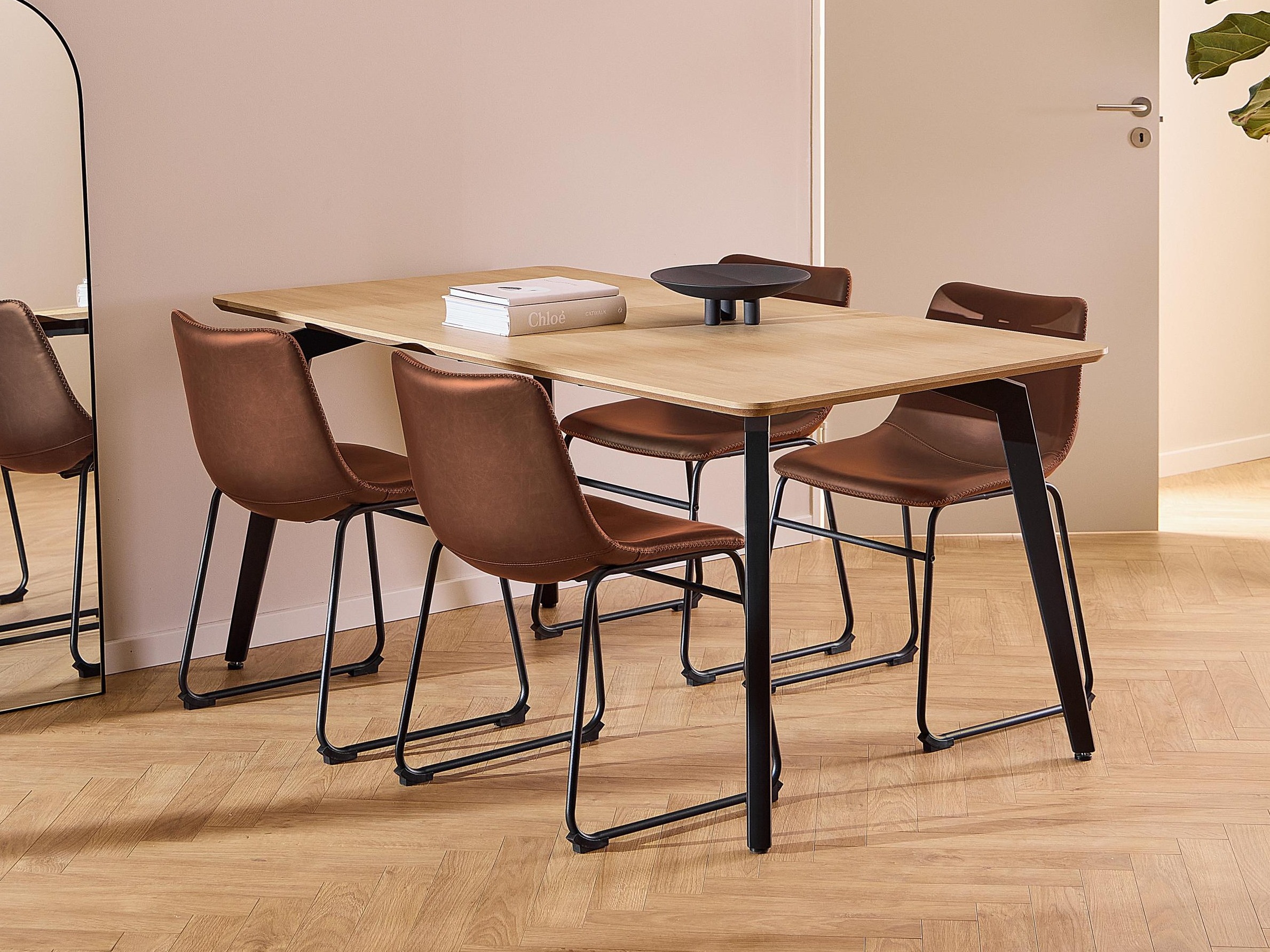 Conjunto de mesas y sillas para comedor Norsica 1096 (Marrón + Negro)