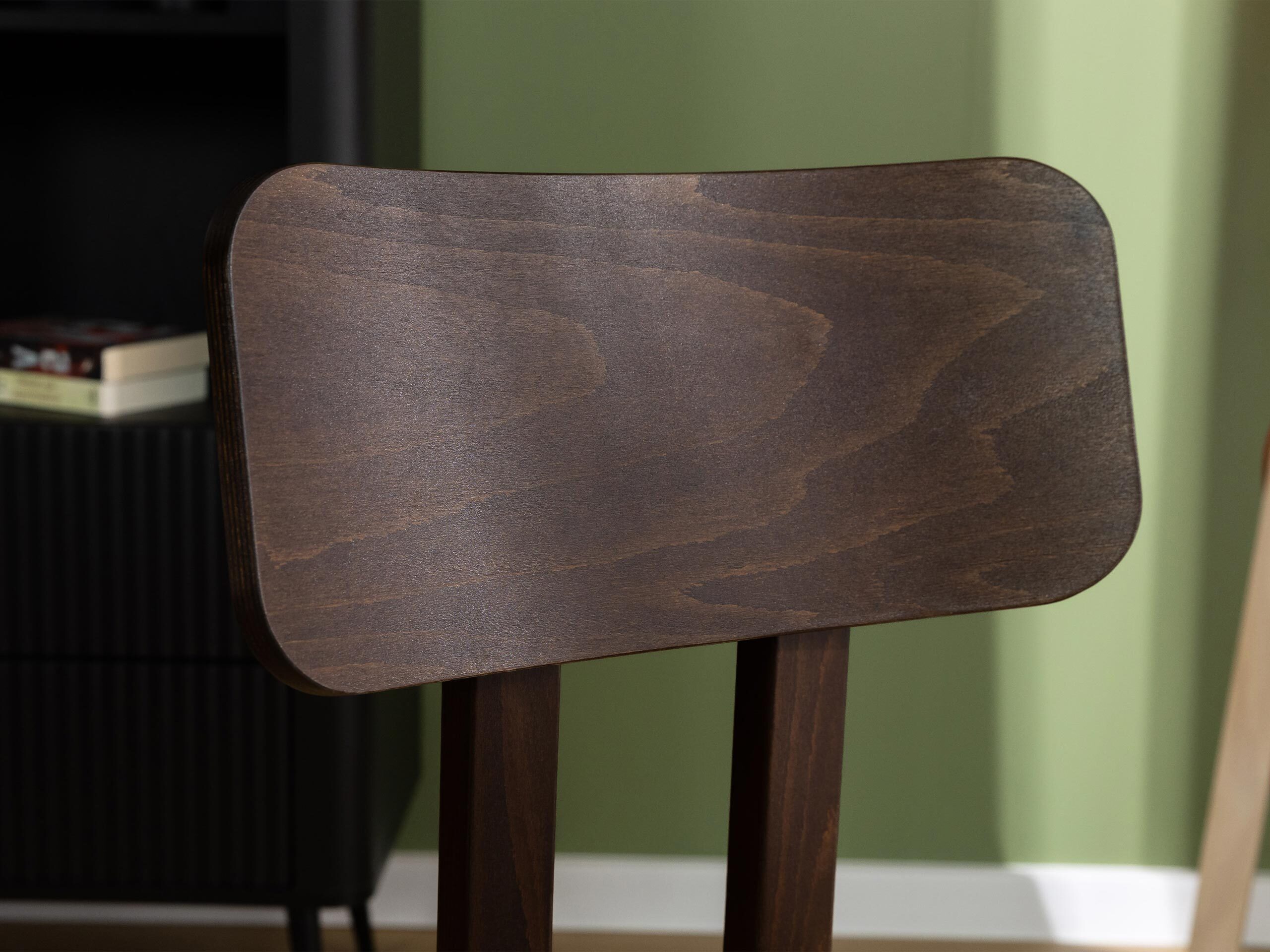 Silla Victorville 382 (Nogal)