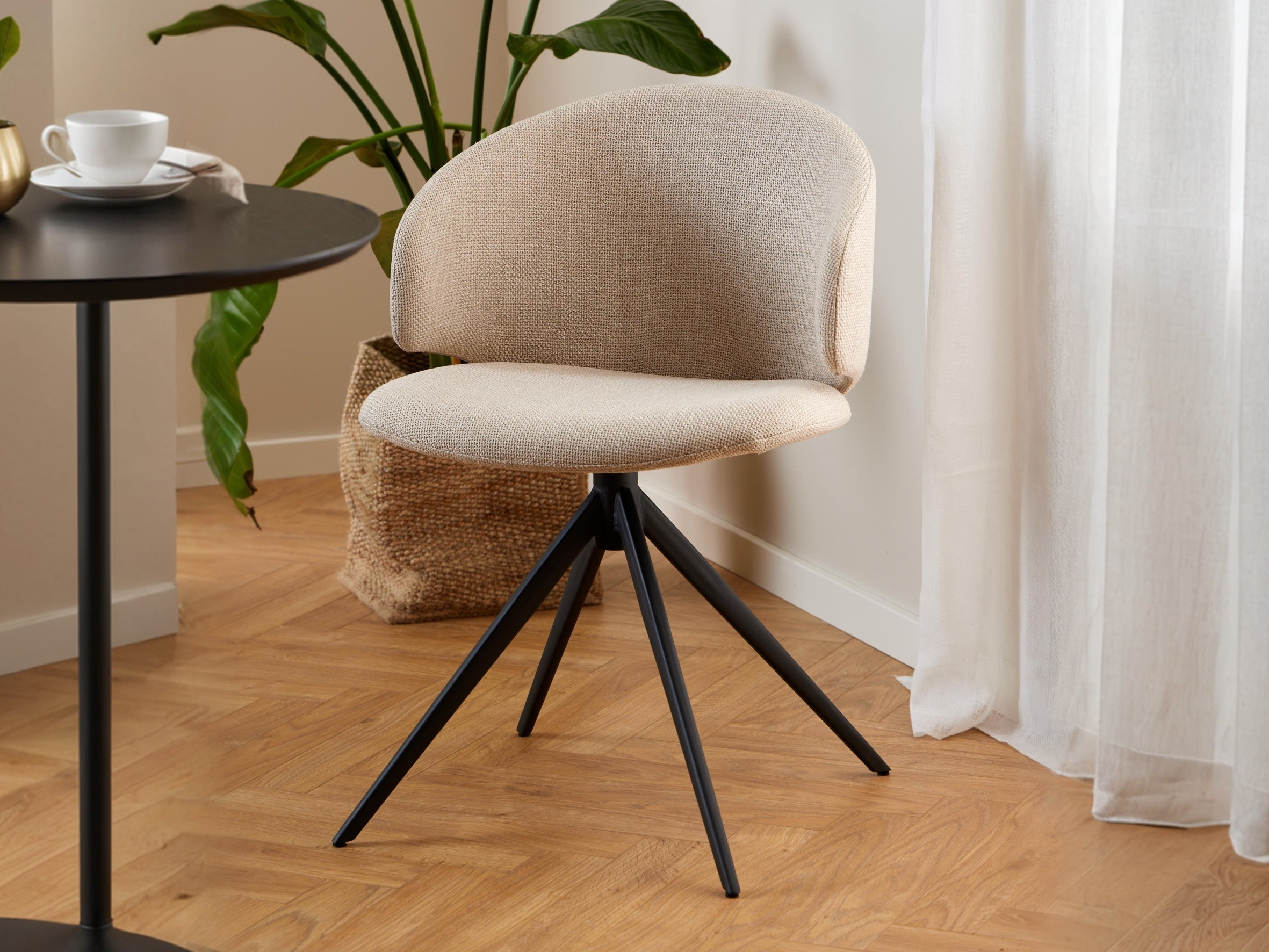 Silla Norsica 910 (Negro + Beige)