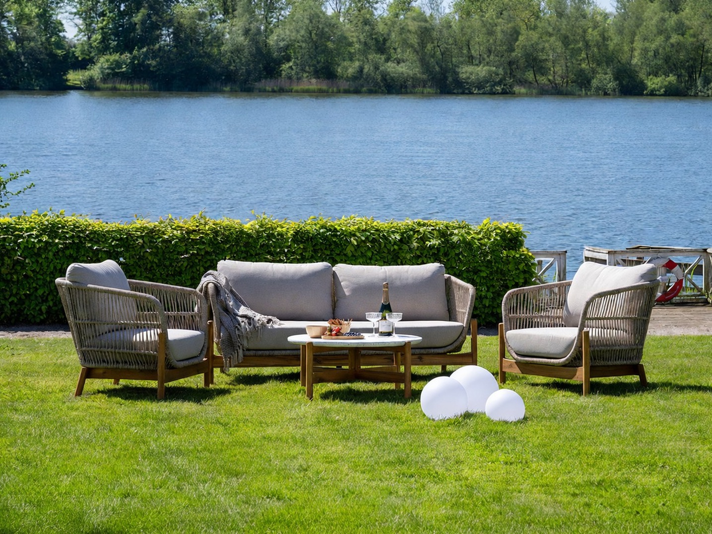 Conjunto de muebles de exterior Tivevai 107