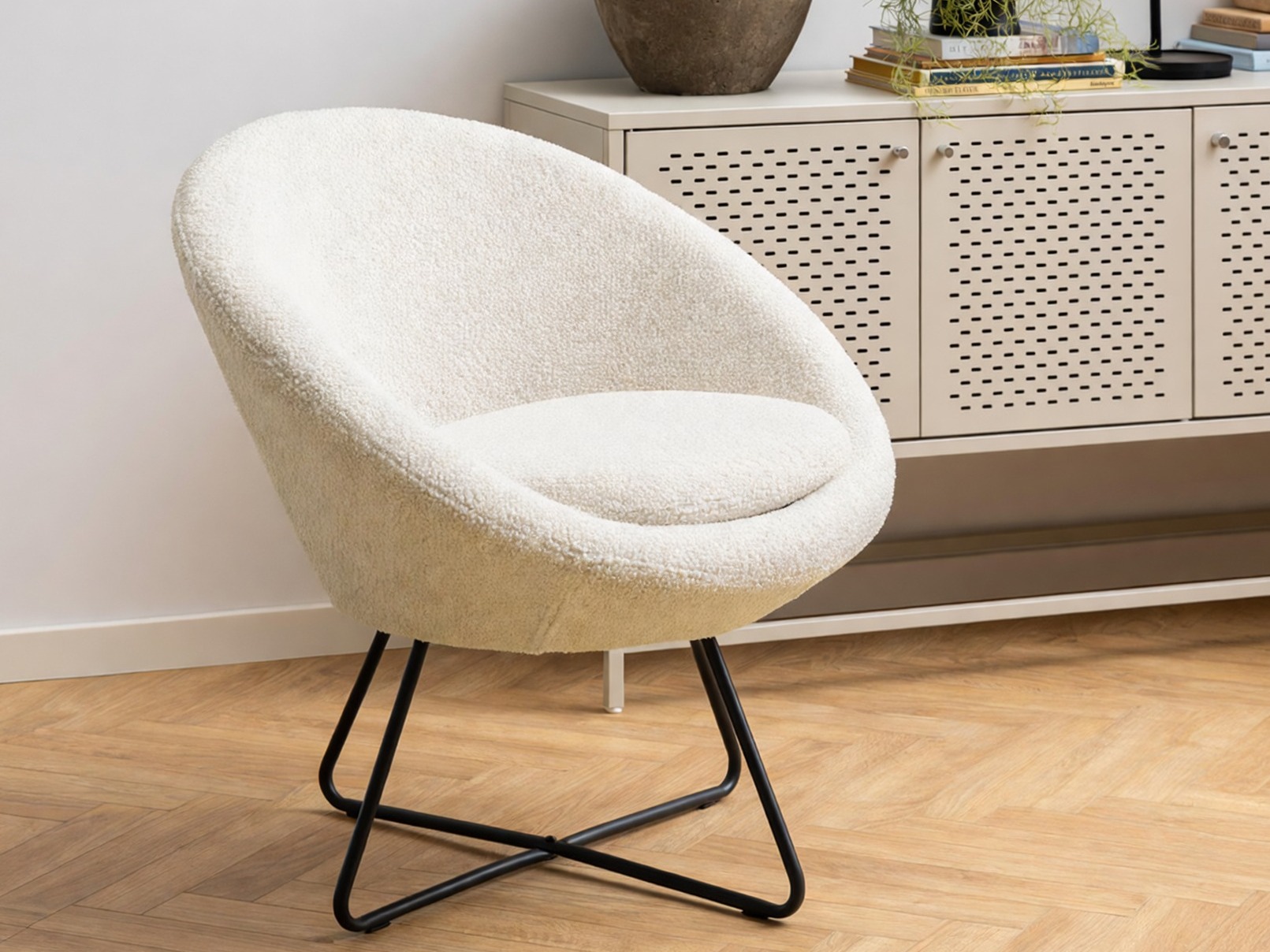 Sillón Norsica 245 (Crema + Negro)