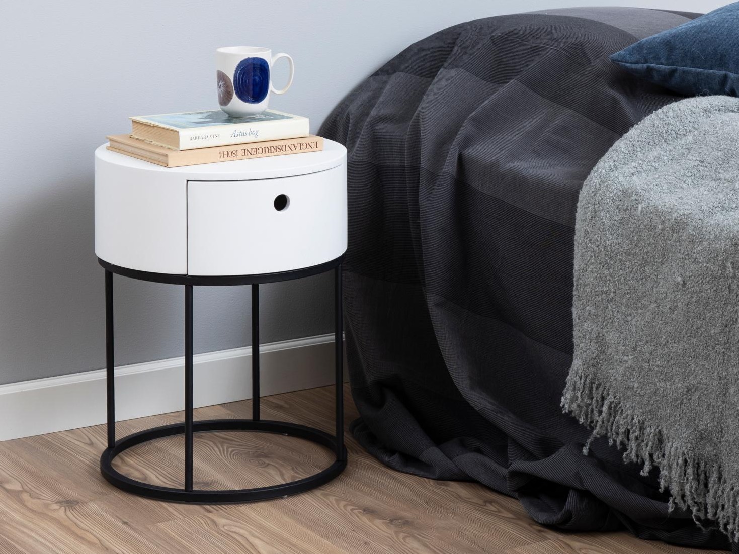 Mesa auxiliar Norsica 595 (Blanco + Negro)