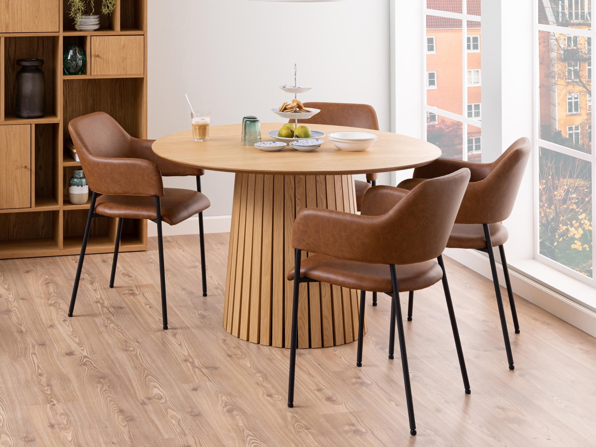 Mesa Norsica 625 (Roble)