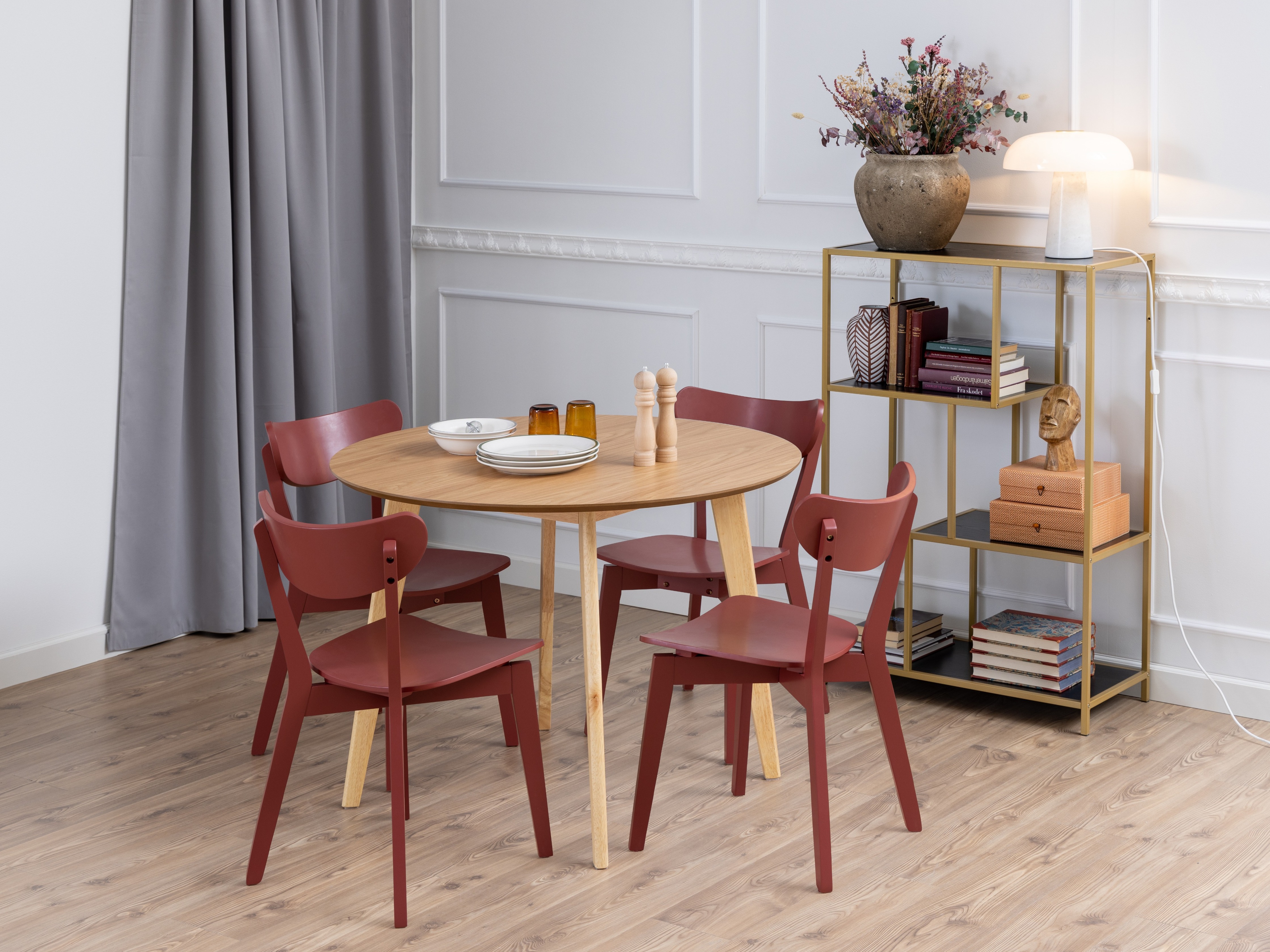 Conjunto de mesas y sillas para comedor Norsica 703