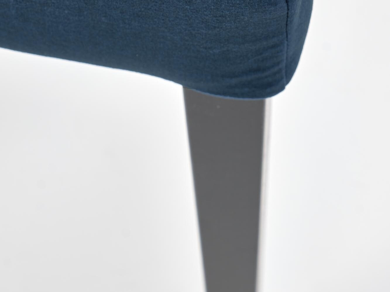 Silla Houston 1055 (Monolith 77)