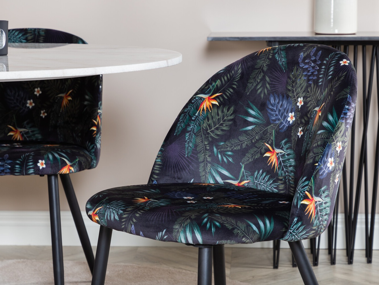 Conjunto de mesas y sillas para comedor Dallas 2572 (Negro + Patrón floral)