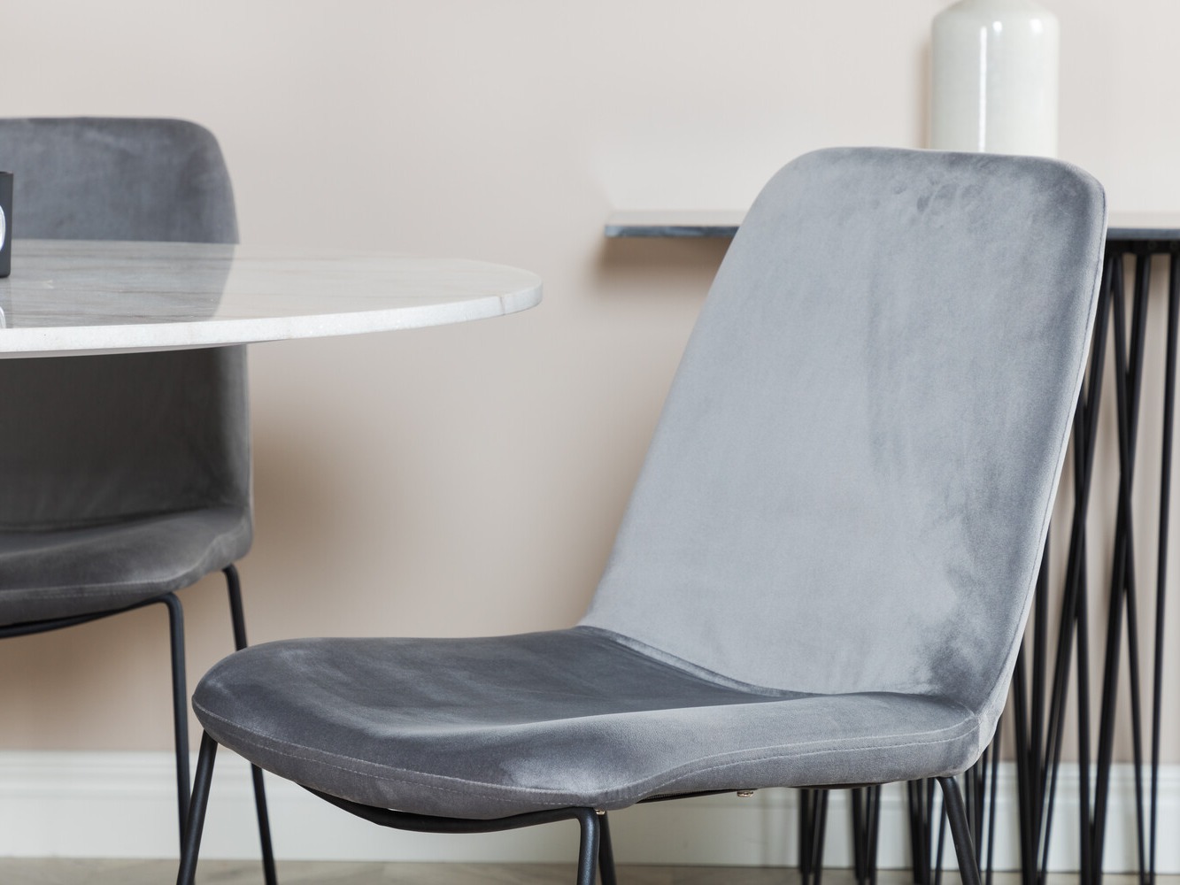 Conjunto de mesas y sillas para comedor Dallas 2601 (Gris + Negro)