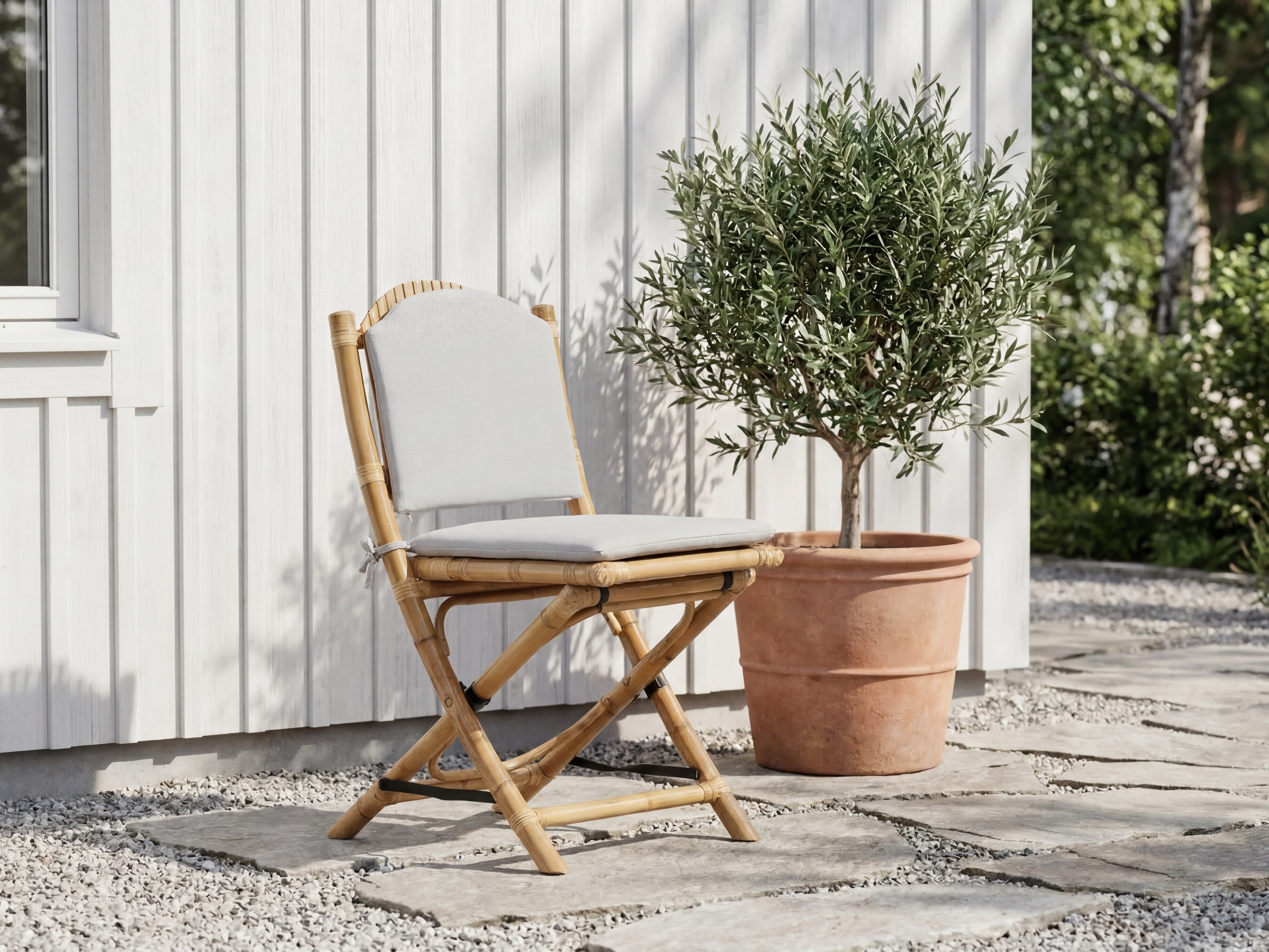 Silla para exterior Mernolu 101