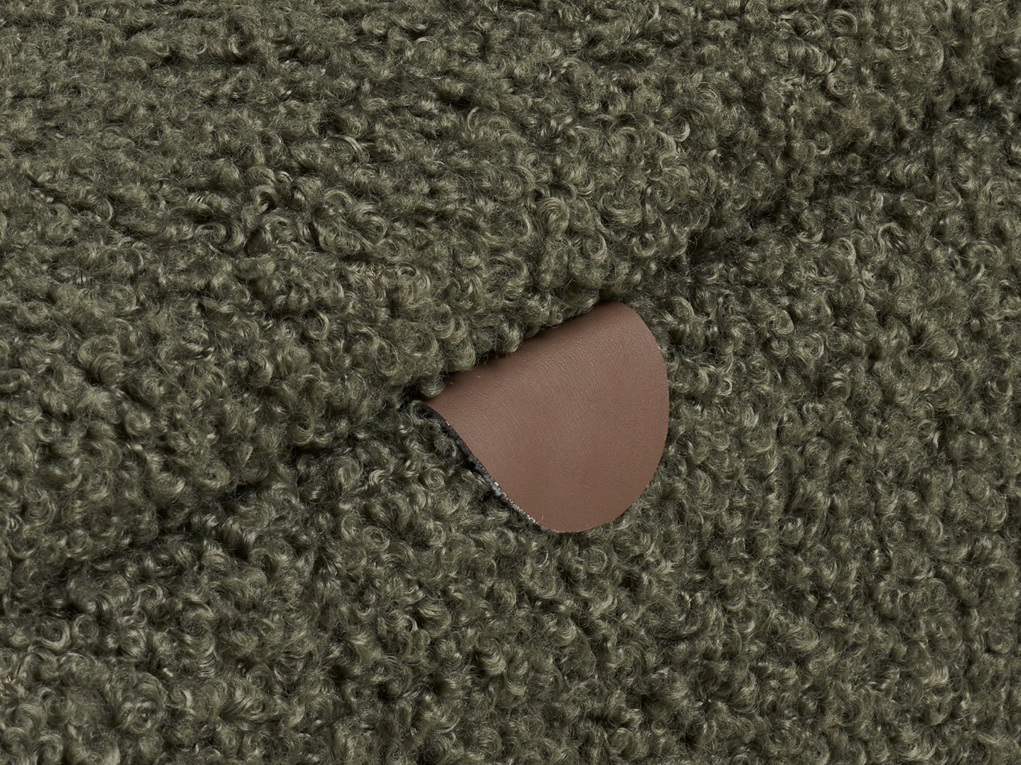 Banco tapizado Brea 344 (Verde + Madera oscura)