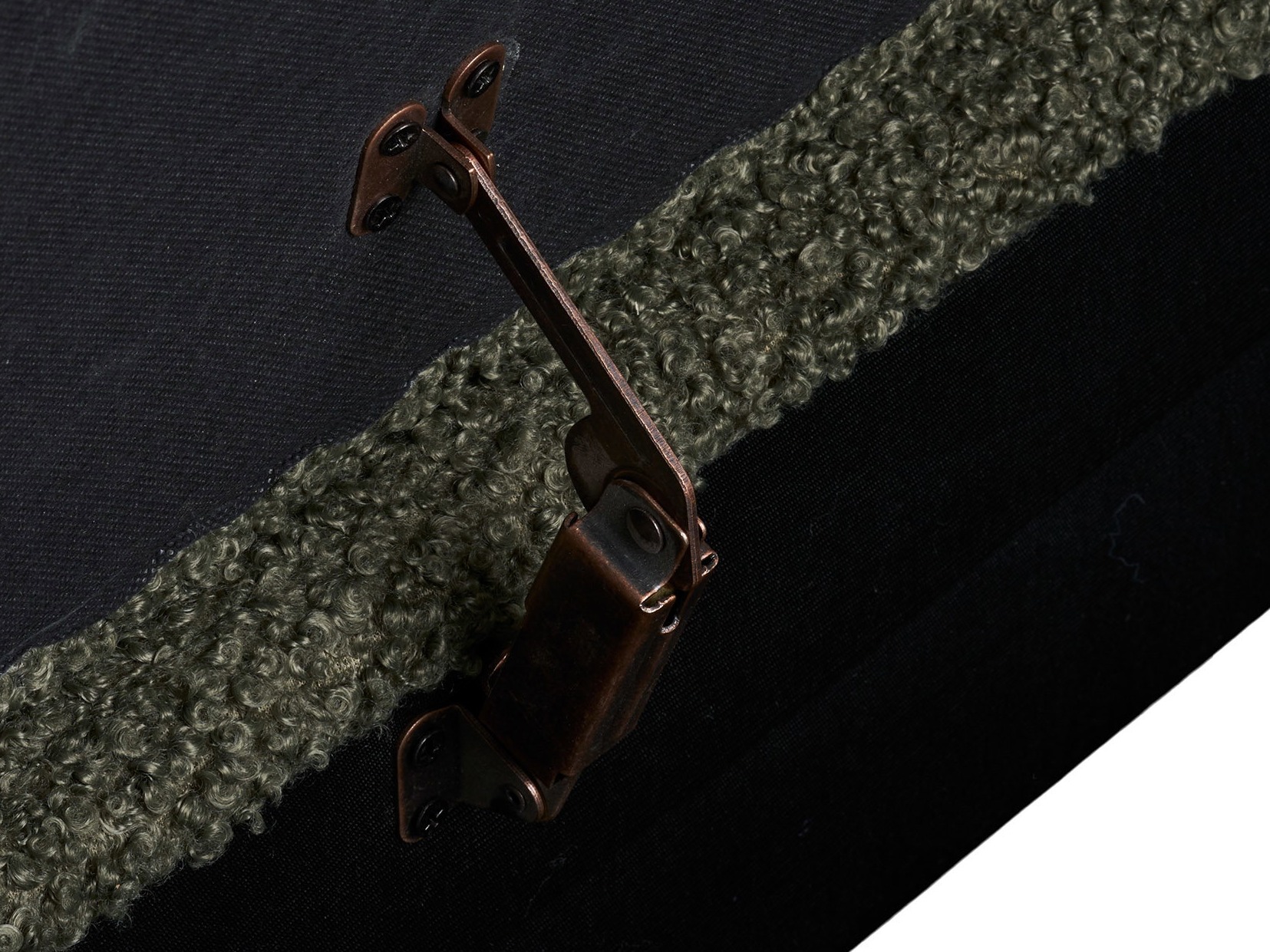 Banco tapizado Brea 344 (Verde + Madera oscura)