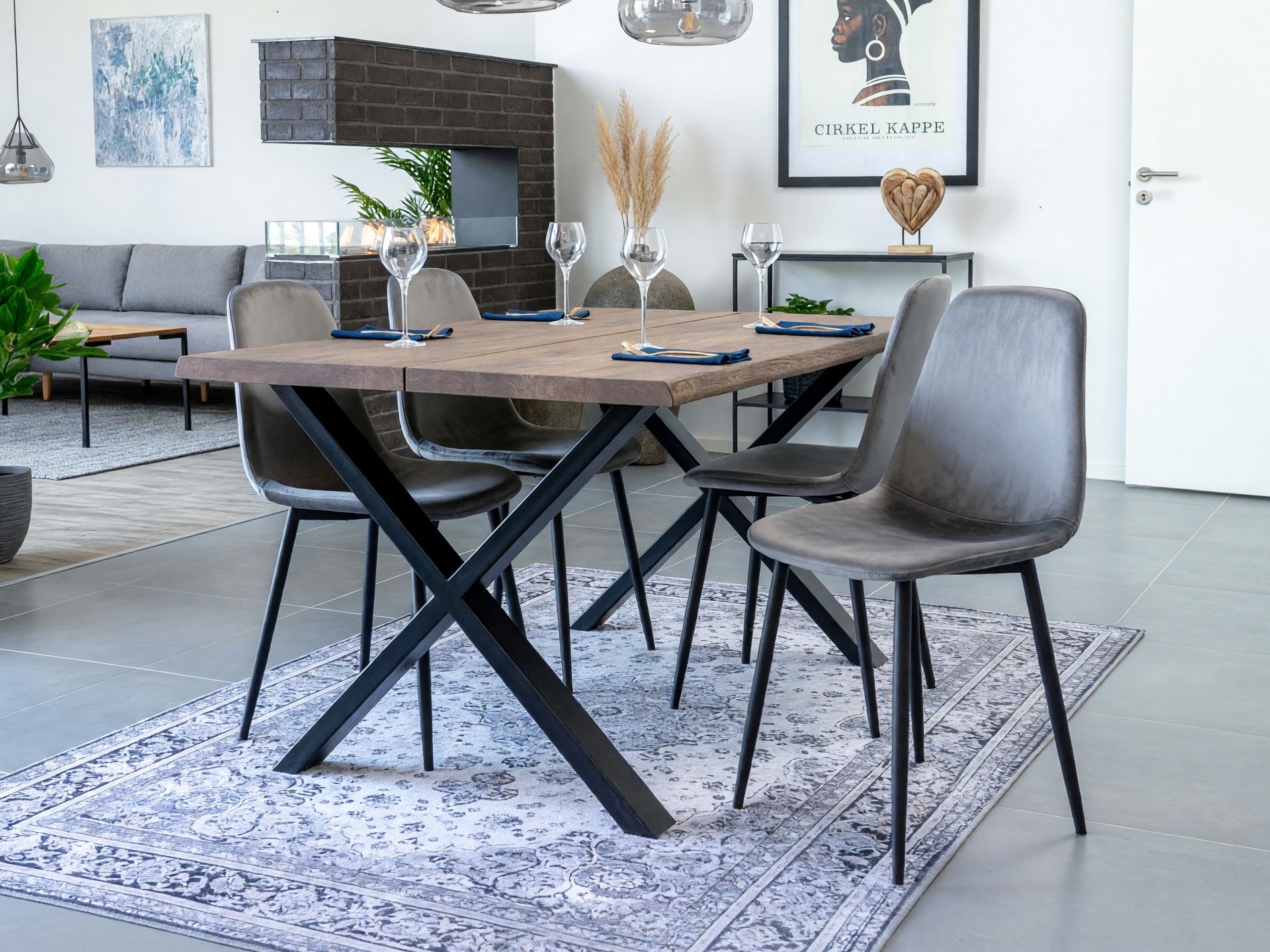 Mesa Brea 345 (Roble oscuro)